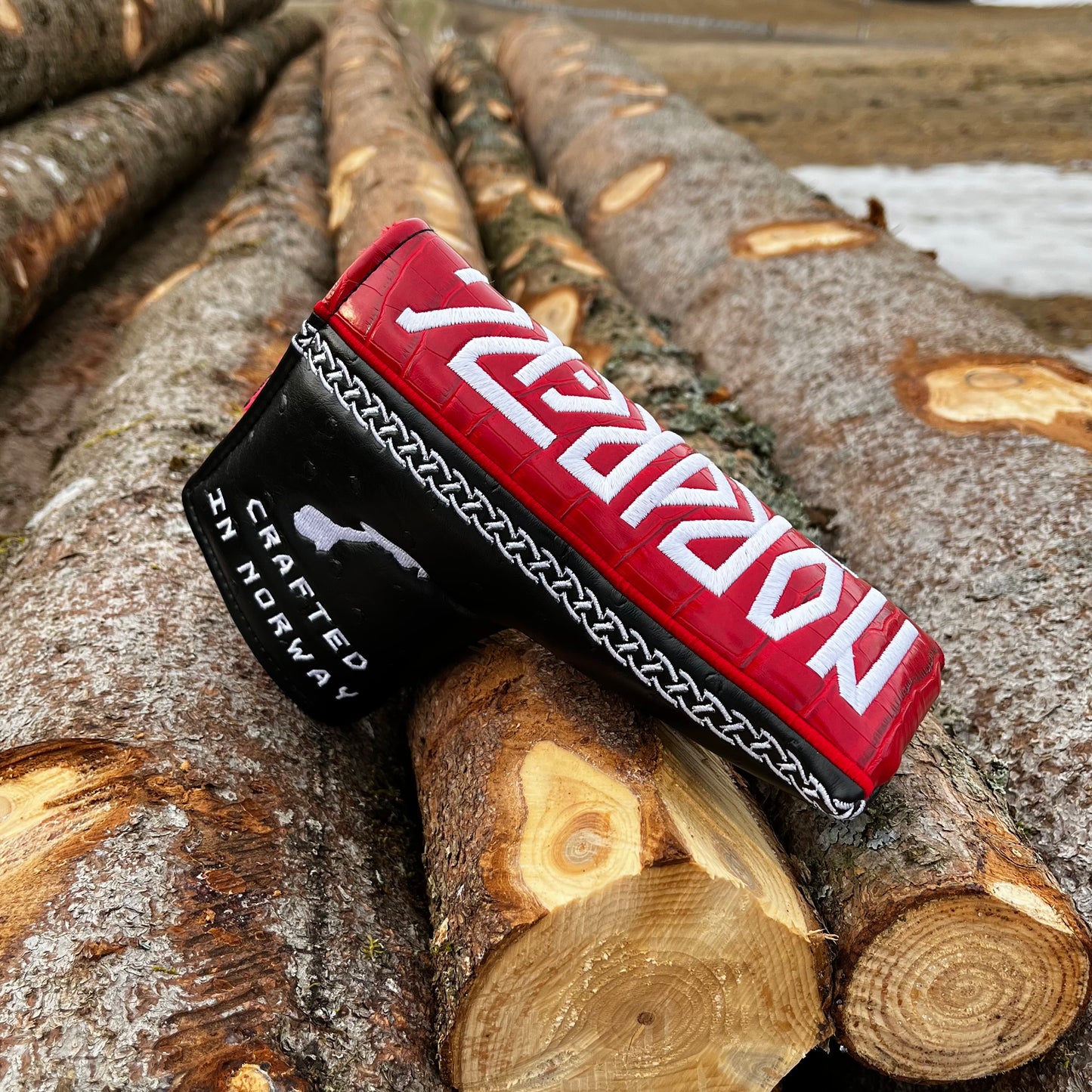 The Heritage Red - Crafted in Norway